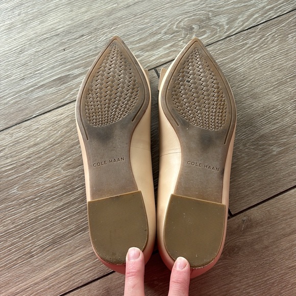 Cole Haan Tan Flats with Bow Accent - Picture 5 of 8